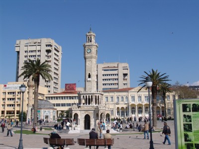İzmir_clock_tower.jpg